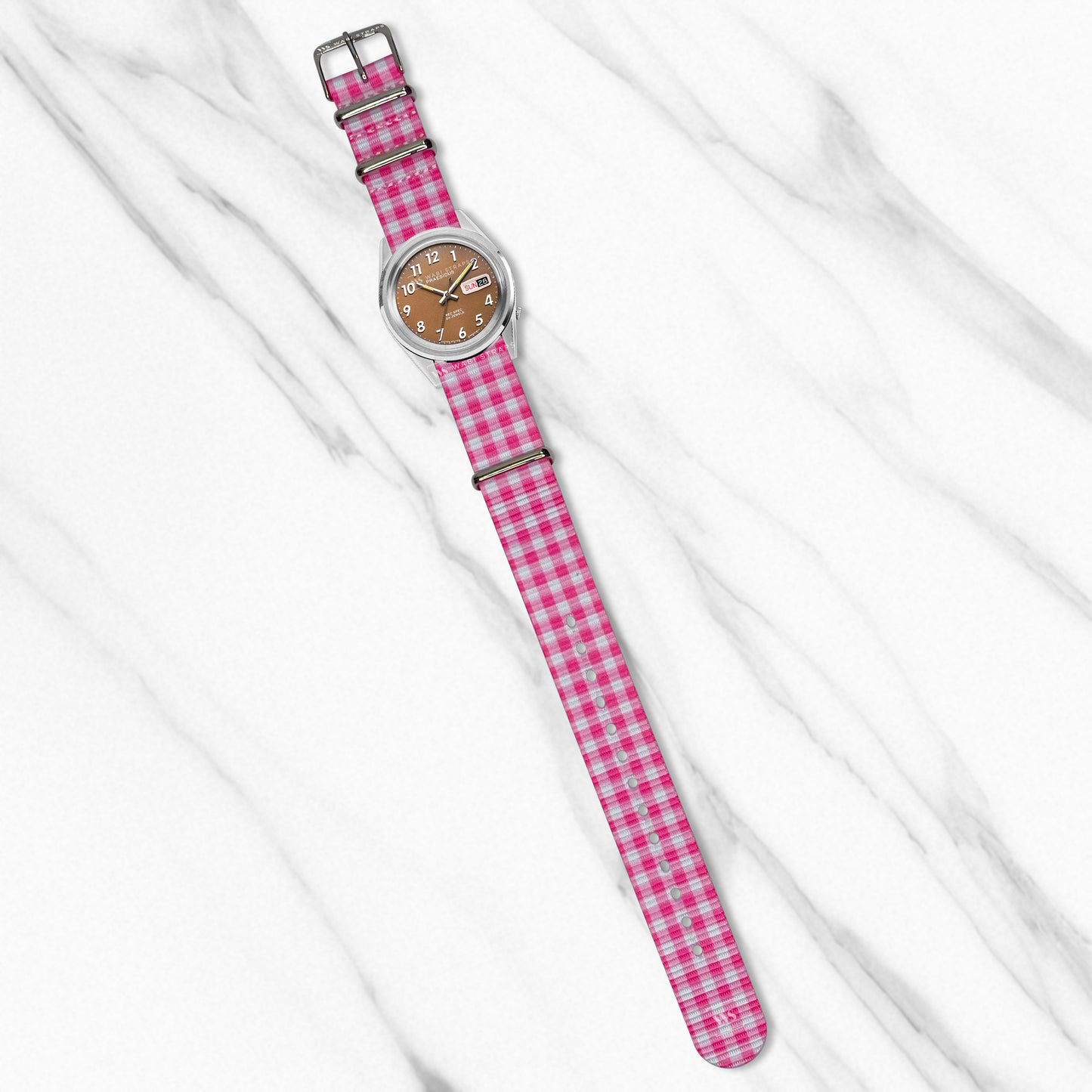 Gingham Graphic Strap