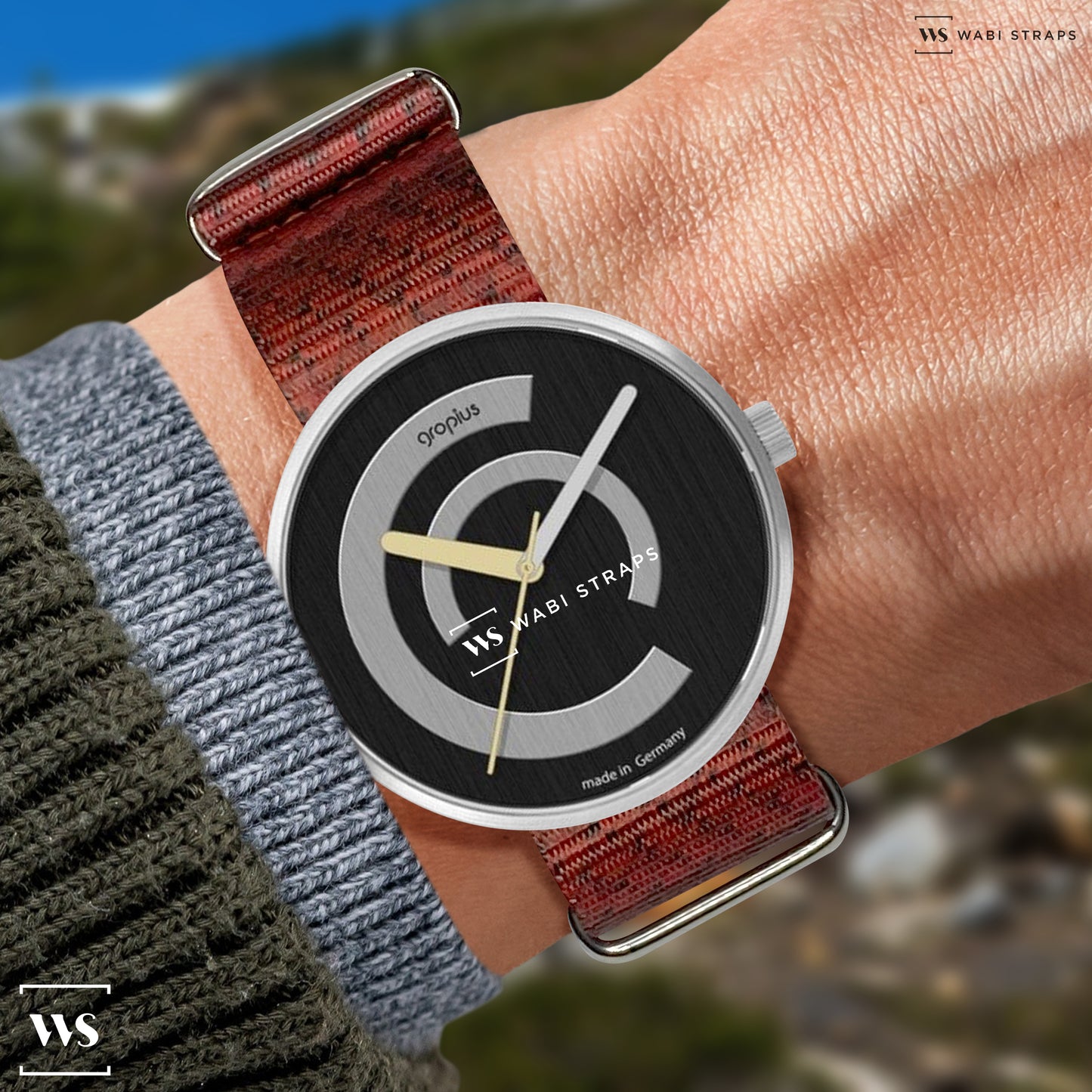 Burgundy Harlequin Graphic Strap